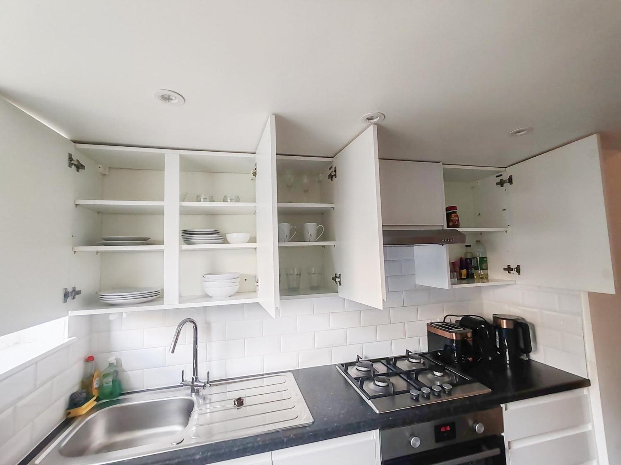 1-Bedroom Flat With Small Garden & Paid Parking In Finsbury Park, Highbury Londyn Zewnętrze zdjęcie